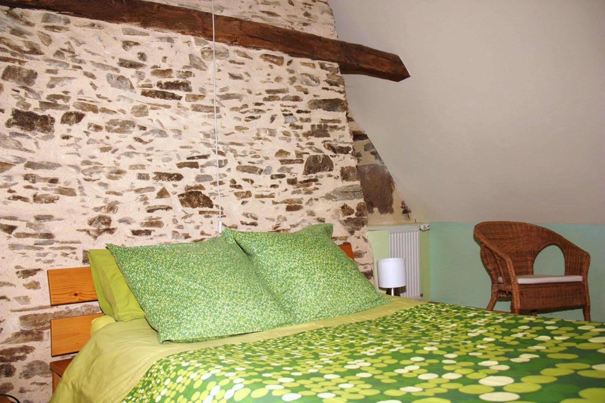 Bed and Breakfast Domaine De La Clauzade Saint-Germain-les-Vergnes Экстерьер фото